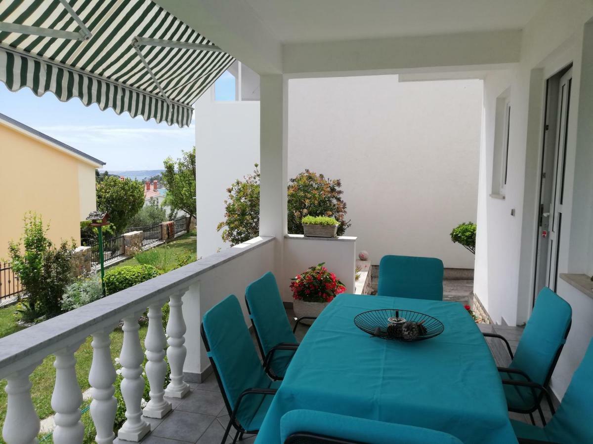 Apartman Katica Banjol Exterior photo